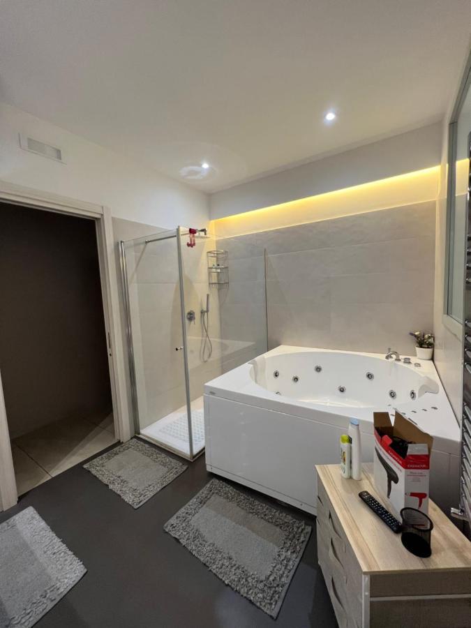 Samcri Luxury Home Катанія Екстер'єр фото
